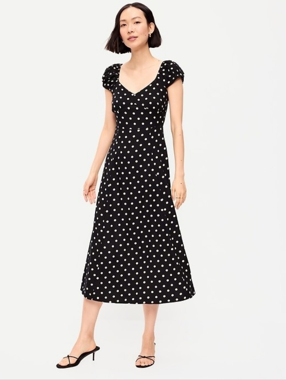 Old Navy black white polka dot short sleeve sweetheart neck midi flare dress